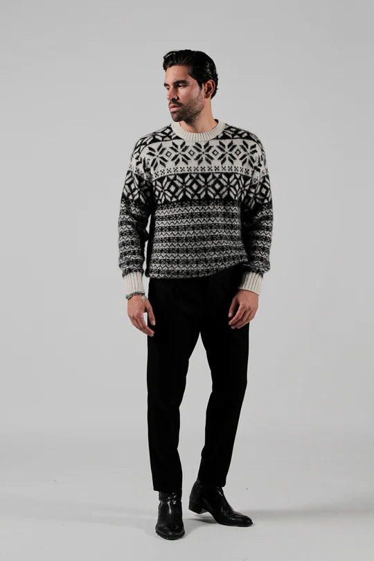 MAGLIONE - BLACK CIRCUS